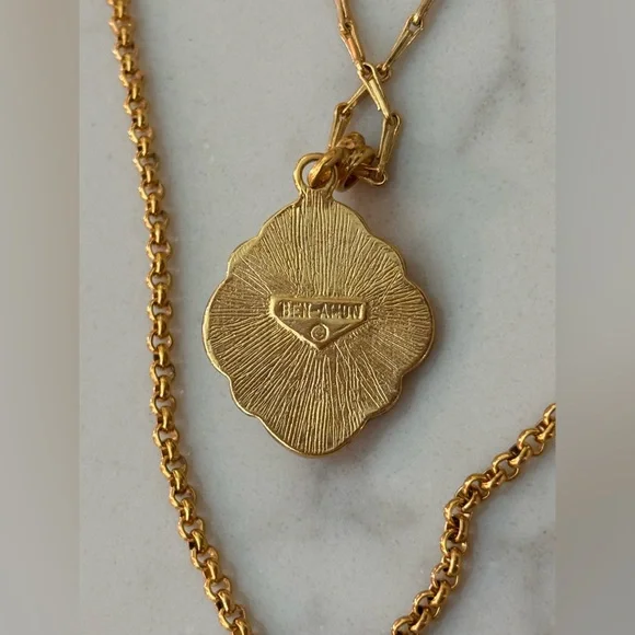 Ben-Amun Coin Necklace – Queen Victoria Medallion NWOT